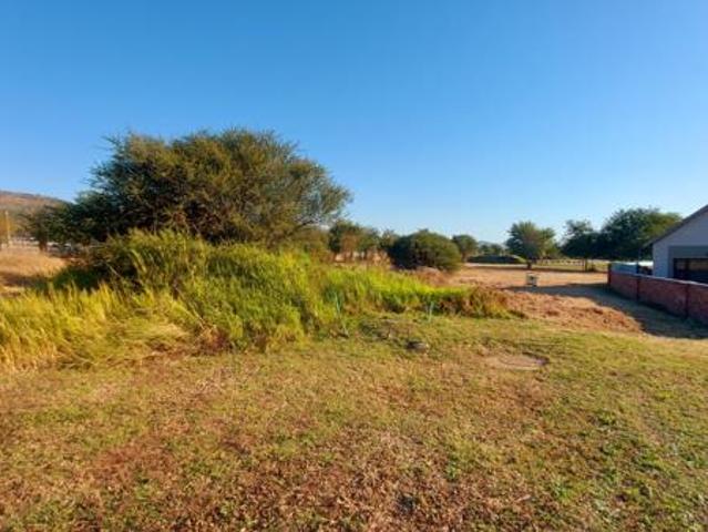1 319 m² Land available in Meerhof