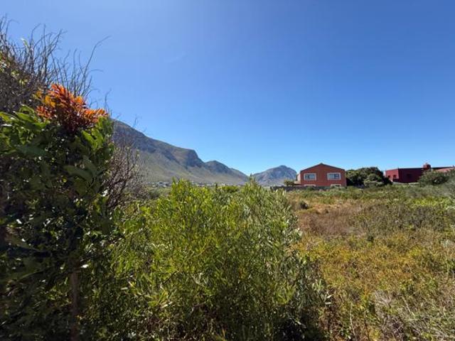 1 320 m² Land available in Bettys Bay