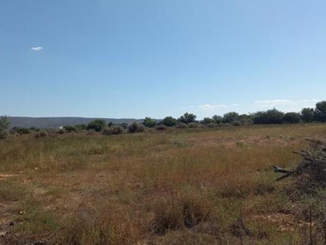 1.3 ha Land available in Oudtshoorn