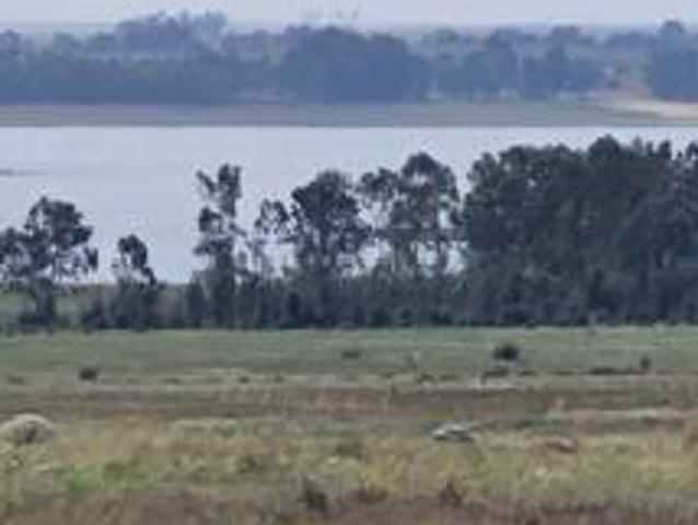 1.3 ha Land available in Vaal Marina