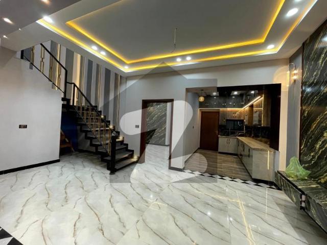 1 3 Years Instalment Plan & Cash Options solid Build 05 Marla Modern House Available In Park View City Lahore Park View City