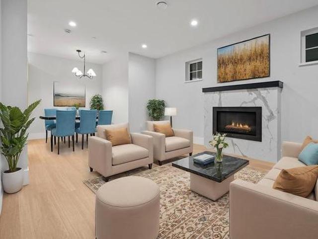 1 4423 W 16Th Avenue, Vancouver, BC, V6R 3E7 duplex for sale | Listing ID R2999 | Royal LePage