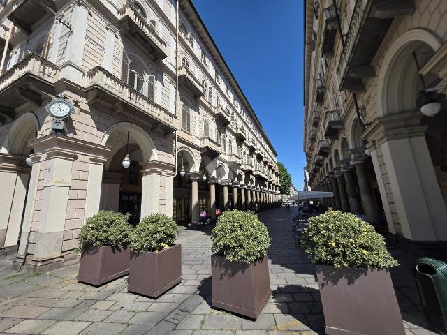 1.450 / mese, 135 Mq Tecnocasa.it 61234440