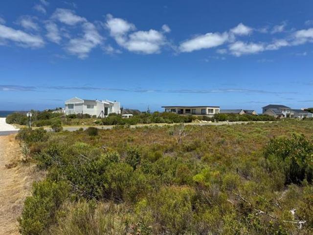 1 456 m² Land available in Bettys Bay