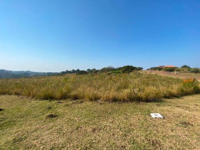 1 460 m² Land available in Port Edward