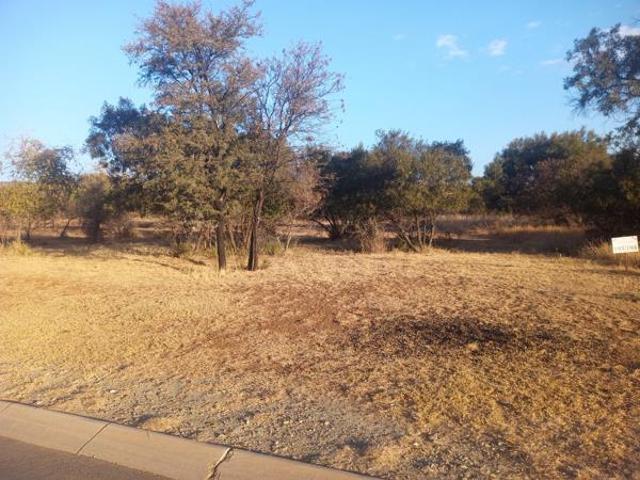 1 467 m² Land available in Melodie