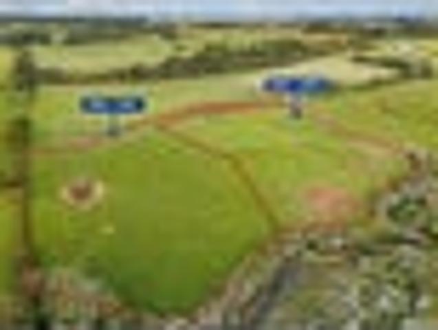 1.46 HA LIFESTYLE SECTION NO COVENANTS!