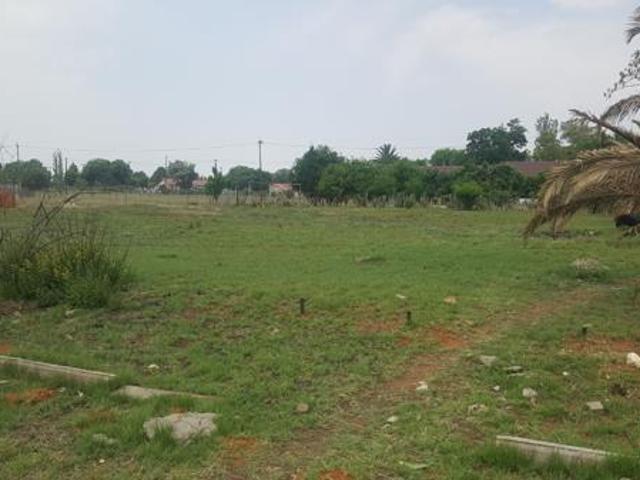 1 487 m² Land available in Petrusburg