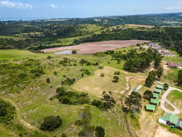 1 485 m² Land available in East London Outlying