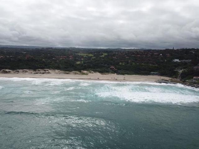 1 494 m² Land available in Marina Beach