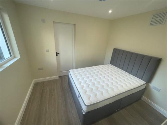 1,400 / month | Virginia Heights, Springfield, Tallaght, Dublin 24 Ray Cooke Auctioneers 5006 MyHome. Ie Lettings
