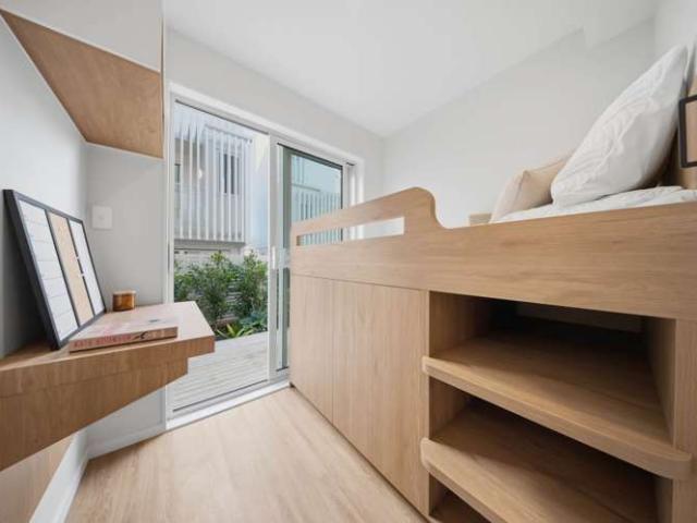 1 4/188 Forrest Hill Road, Forrest Hill, North Shore City