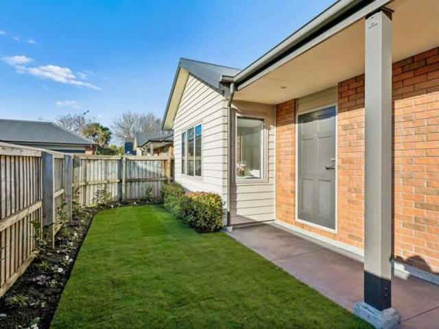 1 4/23 Dickens Street, Addington, Christchurch City