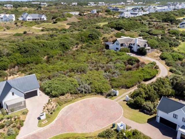 1 424 m² Land available in St Francis Links Golf Estate