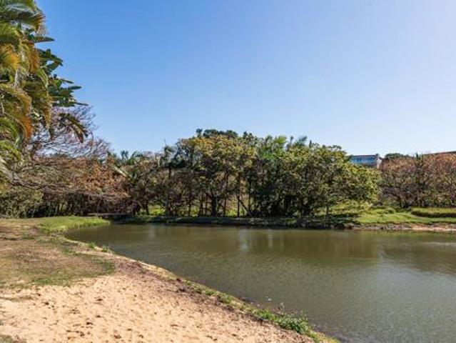1 432 m² Land available in Brettenwood Coastal Estate