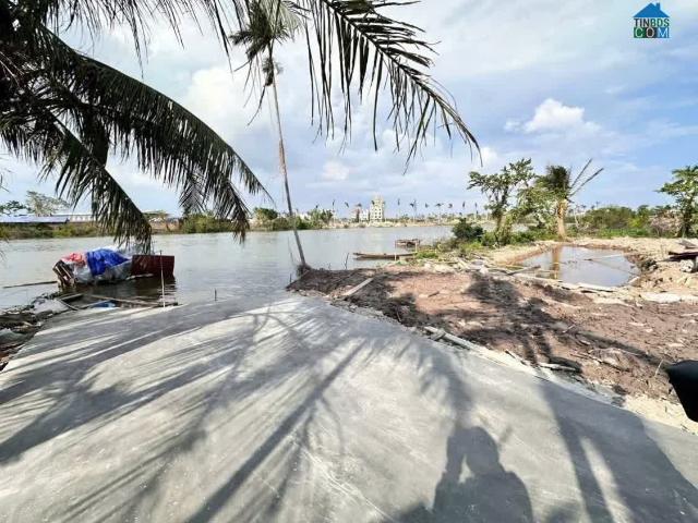 1.4x tỷ 50.9m2 + 100m2 ao giáp sông He Dương Kinh Zalo 0567222
