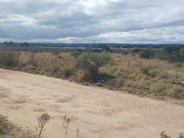 1.4 ha Land available in Ivydale