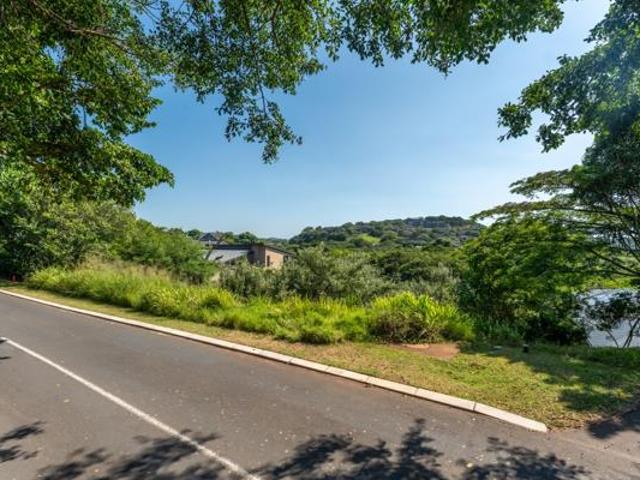 1 543 m² Land available in Simbithi Estate
