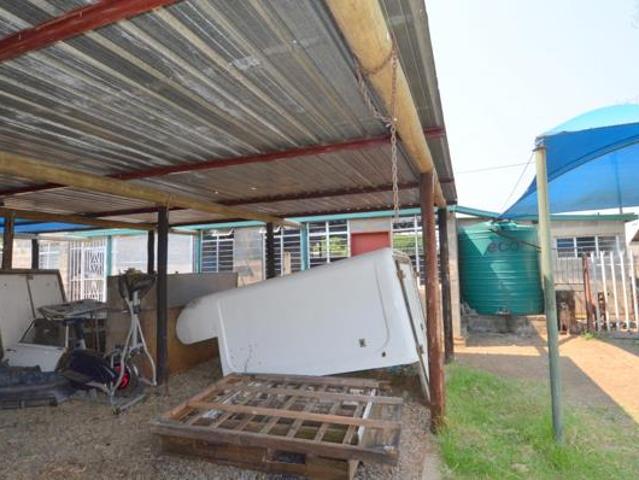 1 556 m² Land available in Vryheid
