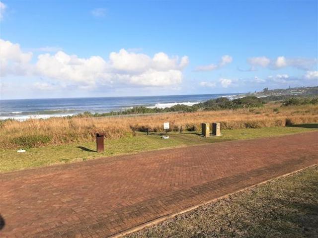 1 579 m² Land available in Port Edward