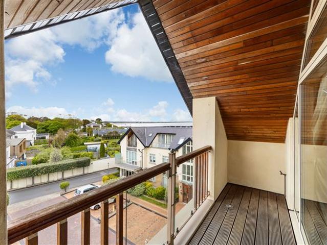 1,595,000 | 45 Howth Lodge, Howth, Dublin Sherry FitzGerald Sutton 5001 MyHome. Ie Residential