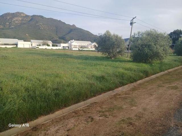 1 596 m² Land available in Welgevonden