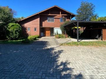 $ 1.500.000 Casa en Arriendo en Valdivia 4 dormitorios 3 baños / Kutt Property