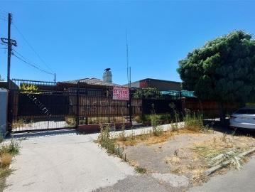 $ 1.500.000 Casa en Arriendo en Cerrillos 6 dormitorios 3 baños / Corretajes Prosal