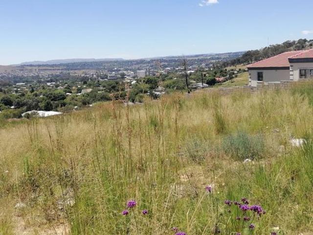 1 500 m² Land available in Morelig