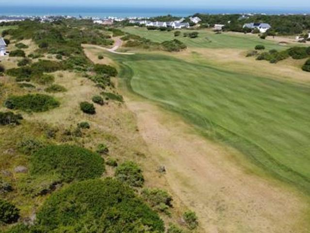 1 500 m² Land available in St Francis Links Golf Estate