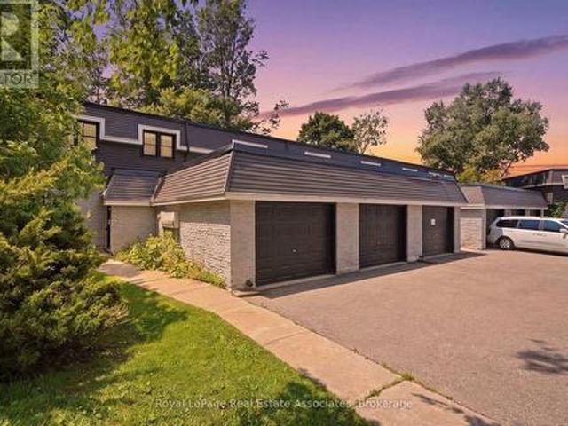 1 509 Quiet Place, Waterloo, ON, N2L 5L6 townhouse for lease | Listing ID X13602 | Royal LePage