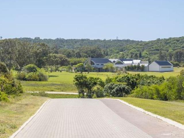 1 515 m² Land available in Royalston Coastal Wildlife Estate