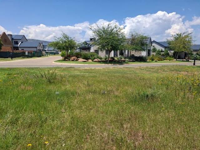 1 529 m² Land available in Melodie