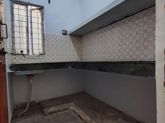 1.5 Bedroom 450 Sq.Ft. Apartment in South Delhi Listing ID: #10371