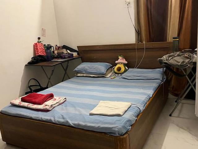 1.5 Bedroom 500 Sq.Ft. Apartment in Vile Parle West Mumbai Listing ID: #10022