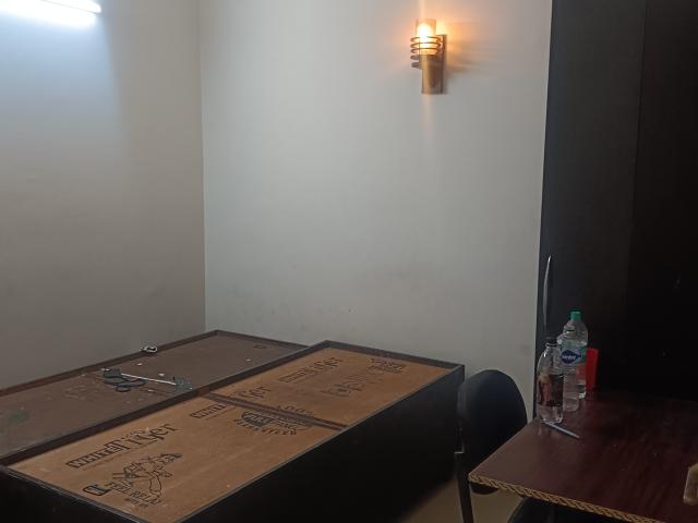 1.5 Bedroom 700 Sq.Ft. Builder Floor in Greater Kailash Part 3 Delhi Listing ID: #9330