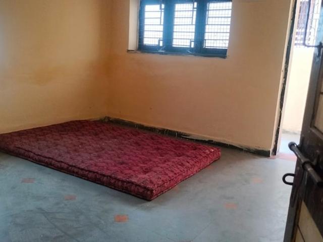 1.5 Bedroom 100 Sq.Ft. Apartment in Satellite Ahmedabad Listing ID: #10410