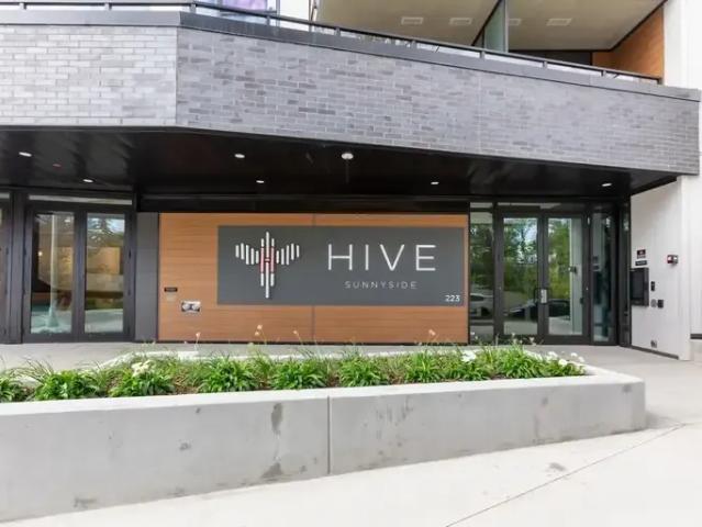 1.5 Bedroom Apartment Calgary AB LS94256831
