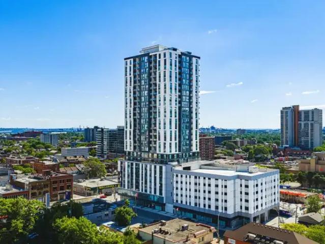 1.5 Bedroom Apartment Hamilton ON 104711065