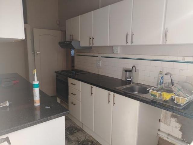 1.5 Bedroom Apartment in Glenwood