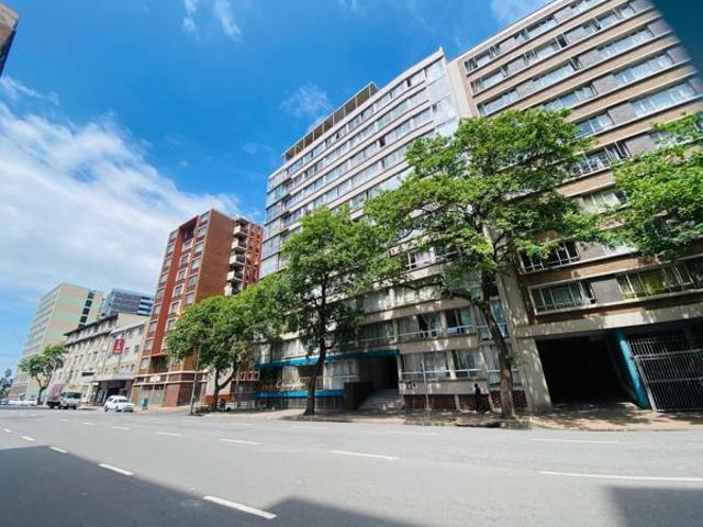 1.5 Bedroom Apartment in Durban CBD