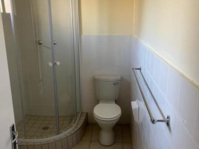 1.5 Bedroom Apartment in Sunnyside