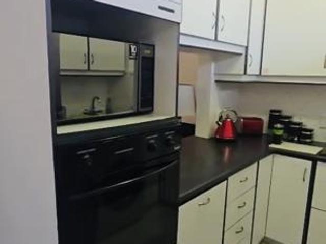 1.5 Bedroom Apartment in Umhlanga Rocks