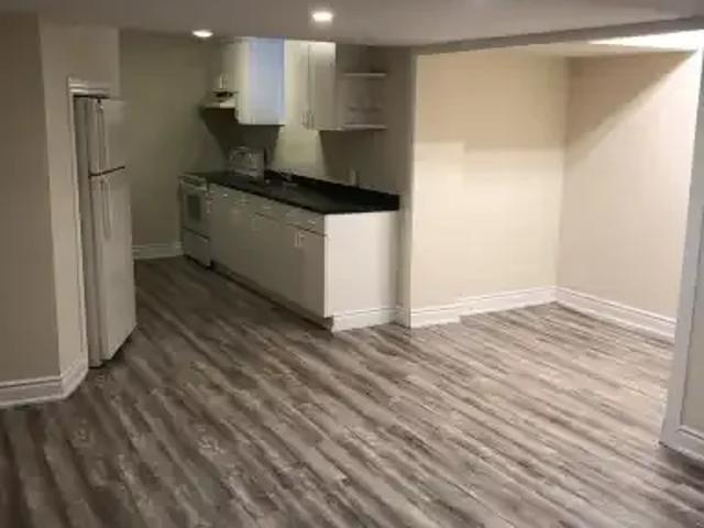 1.5 Bedroom Apartment Vaughan ON 102847009