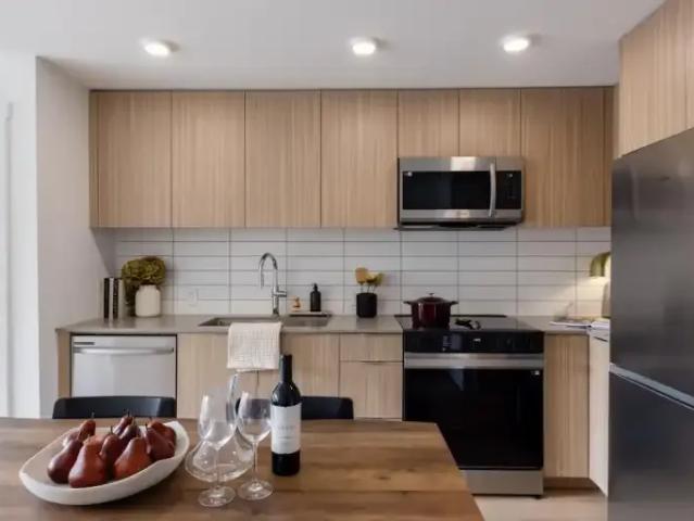 1.5 Bedroom Apartment Vancouver BC 103487209