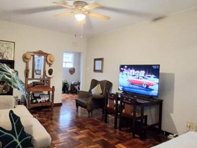 1.5 Bedroom Flat in Morningside