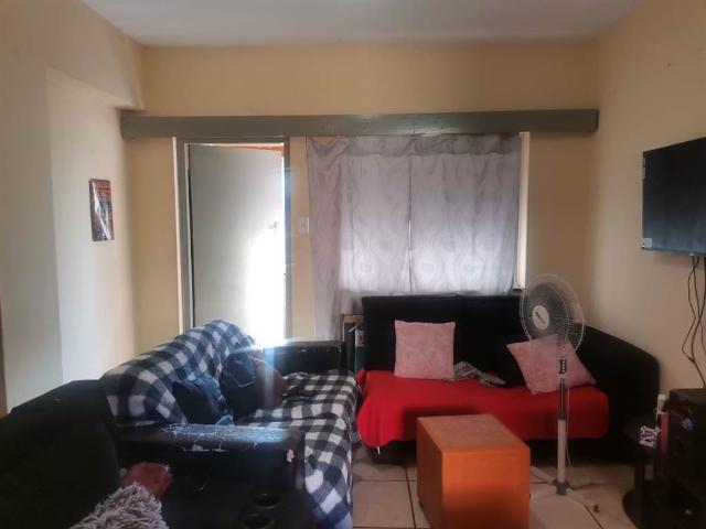 1.5 Bedroom Flat in Pretoria Central