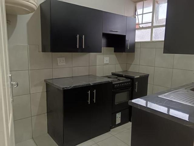 1.5 Bedroom Flat in Sunnyside
