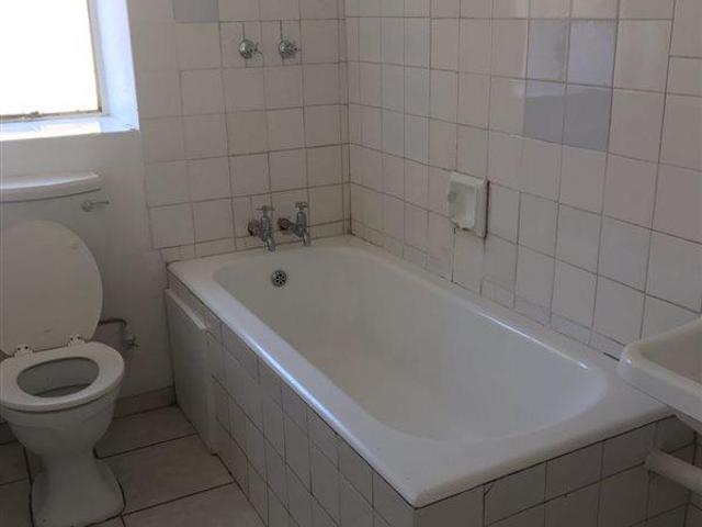 1.5 Bedroom Flat in Sunnyside