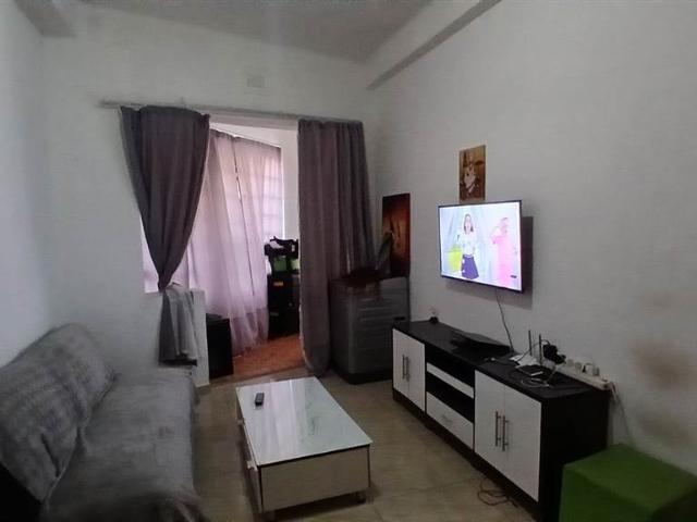 1.5 Bedroom Flat in South Beach